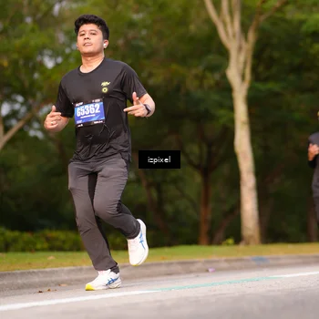 Runner Photo 5451905