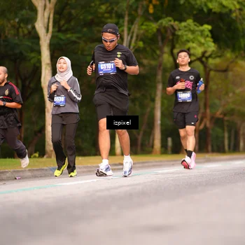 Runner Photo 5452000