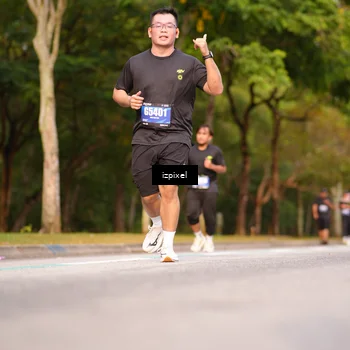Runner Photo 5452001