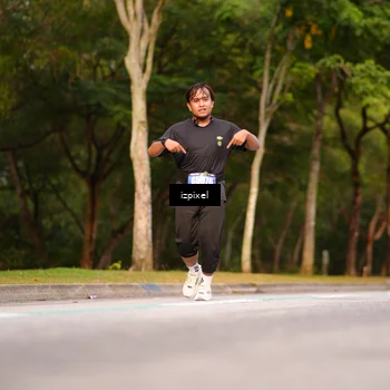 Runner Photo 5452035