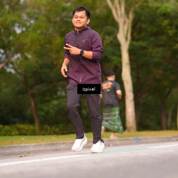 Runner Photo 5452376
