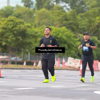 Runner Photo 5452381