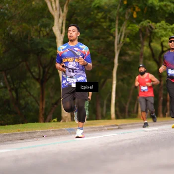 Runner Photo 5452393