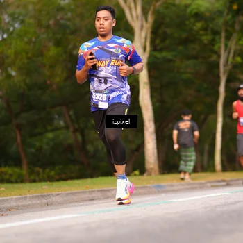 Runner Photo 5452398