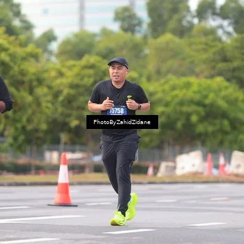 Runner Photo 5452423