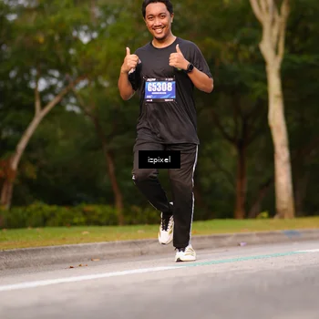 Runner Photo 5452524