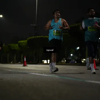 Runner Photo 5453172