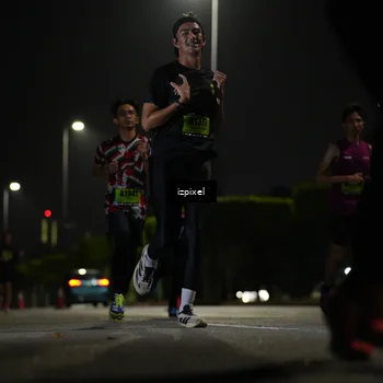 Runner Photo 5454131
