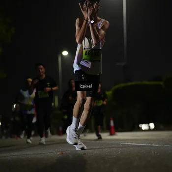 Runner Photo 5454591