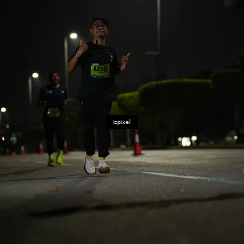 Runner Photo 5455369