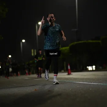 Runner Photo 5455497