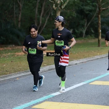 Runner Photo 5456007