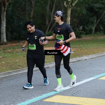 Runner Photo 5456023