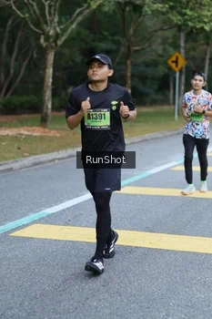 Runner Photo 5456045