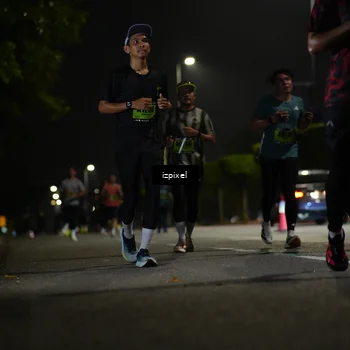 Runner Photo 5456073