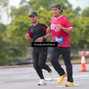 Runner Photo 5456130