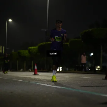 Runner Photo 5456243