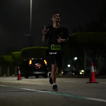 Runner Photo 5456351