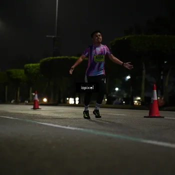 Runner Photo 5456366