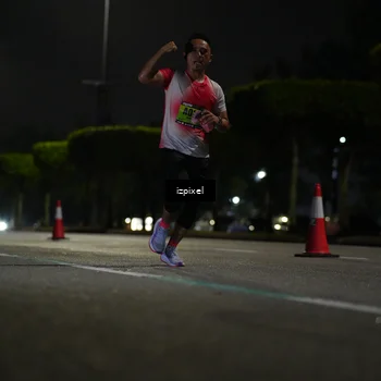 Runner Photo 5456416