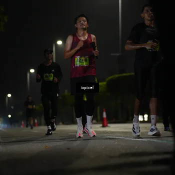 Runner Photo 5456794