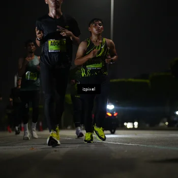 Runner Photo 5457187