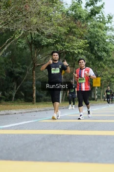 Runner Photo 5457399