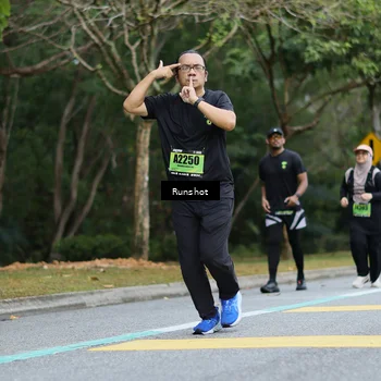 Runner Photo 5457551