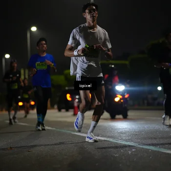 Runner Photo 5457645