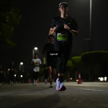 Runner Photo 5457918