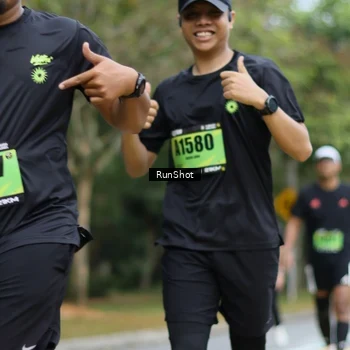 Runner Photo 5458057