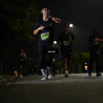 Runner Photo 5458115