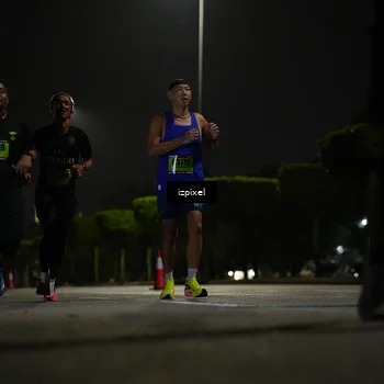 Runner Photo 5458174