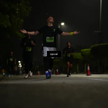 Runner Photo 5458233