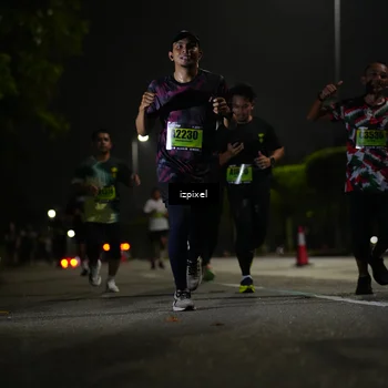 Runner Photo 5458338
