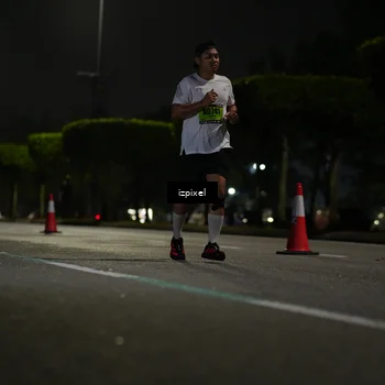 Runner Photo 5458382