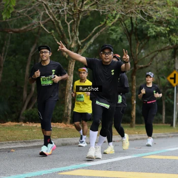 Runner Photo 5458701