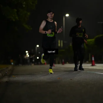 Runner Photo 5459000