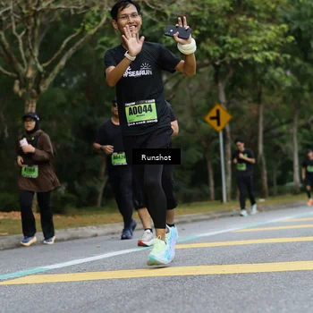Runner Photo 5459002