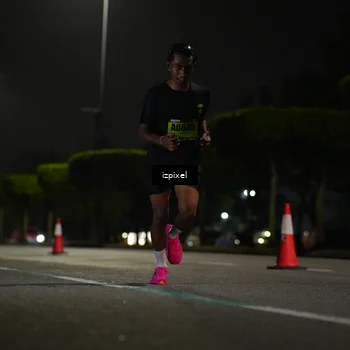 Runner Photo 5459050