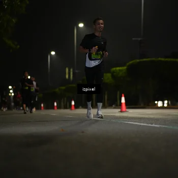 Runner Photo 5459071