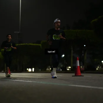 Runner Photo 5459346