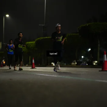 Runner Photo 5459348