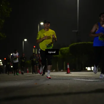 Runner Photo 5459372