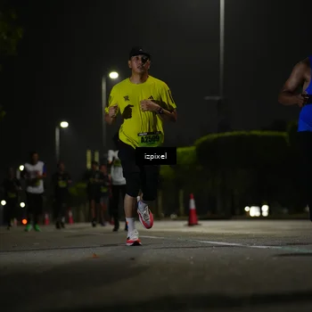 Runner Photo 5459378