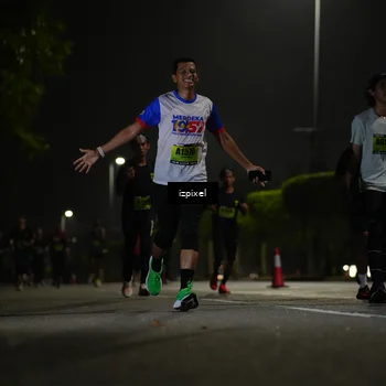 Runner Photo 5459420