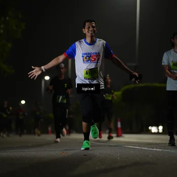 Runner Photo 5459424