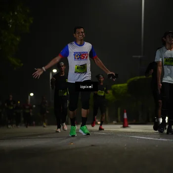 Runner Photo 5459426