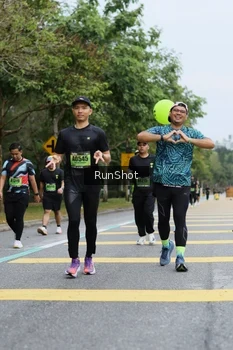 Runner Photo 5459431