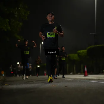 Runner Photo 5459599